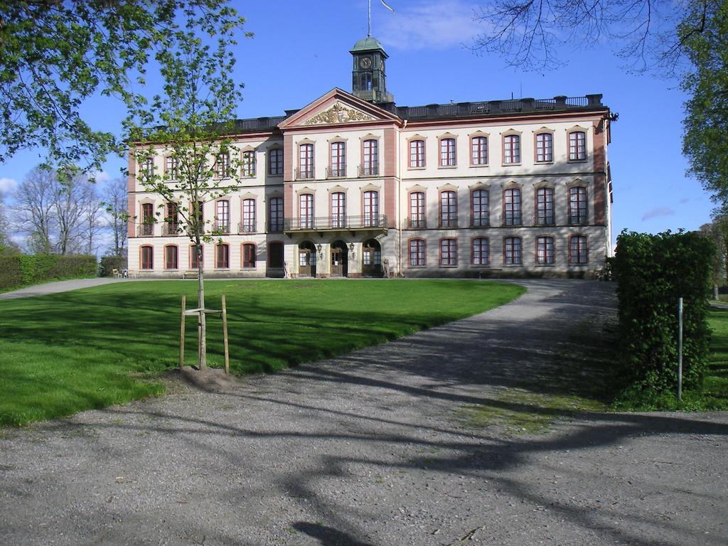 Tullgarns Vardshus Bed & Breakfast Vagnhärad Eksteriør bilde