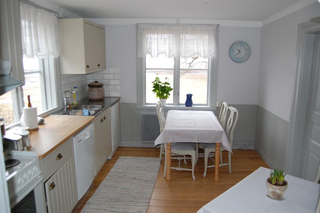 Tullgarns Vardshus Bed & Breakfast Vagnhärad Eksteriør bilde