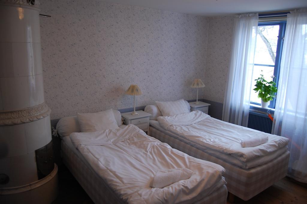 Tullgarns Vardshus Bed & Breakfast Vagnhärad Rom bilde