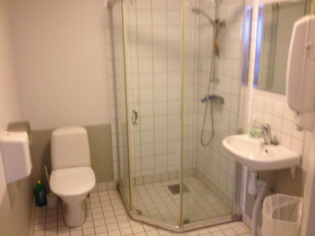 Tullgarns Vardshus Bed & Breakfast Vagnhärad Eksteriør bilde